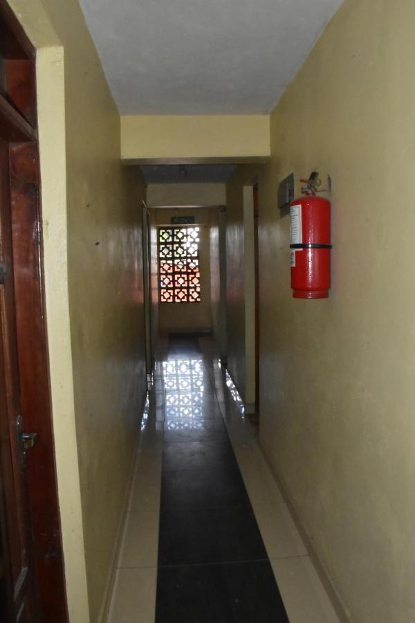 Viriko Boarding House Otel Mombasa Dış mekan fotoğraf