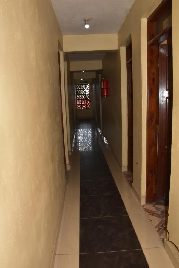 Viriko Boarding House Otel Mombasa Dış mekan fotoğraf